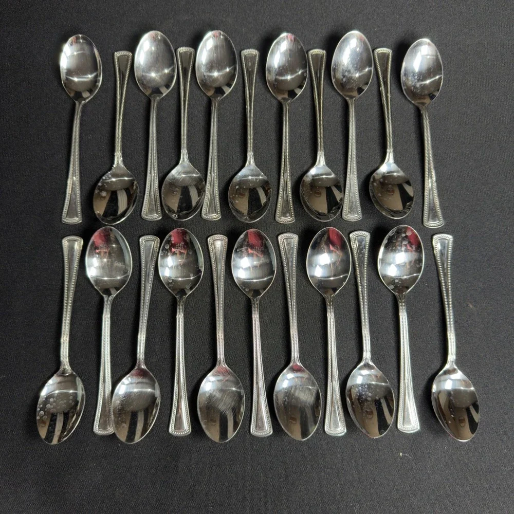 Vintage International Silver American Beaded Stainless Flatware Set 96 Piece